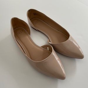 Nude Flats